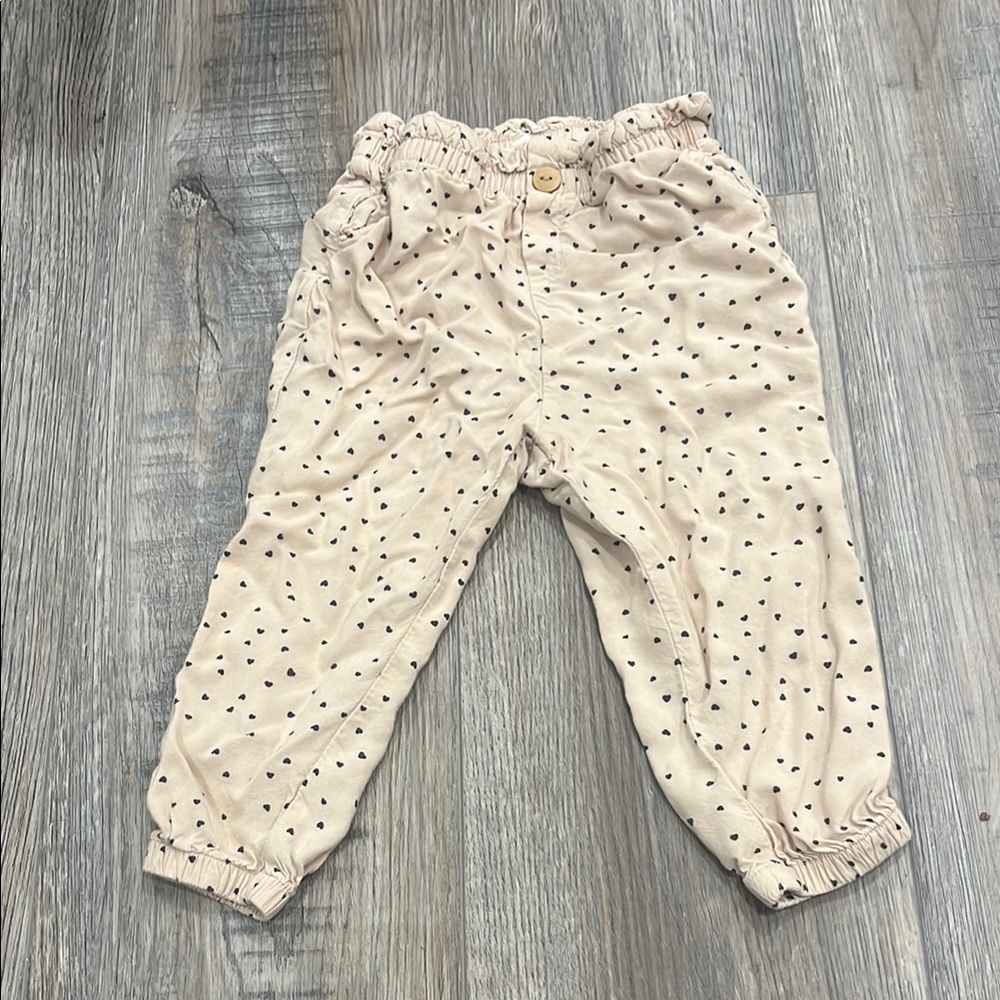 🦋5/10 H&M Heart Flowy Pants